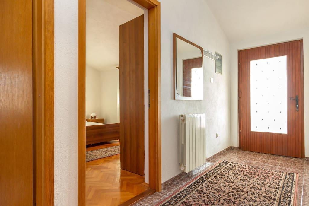 Apartment Zdenka 1 Трогир Экстерьер фото
