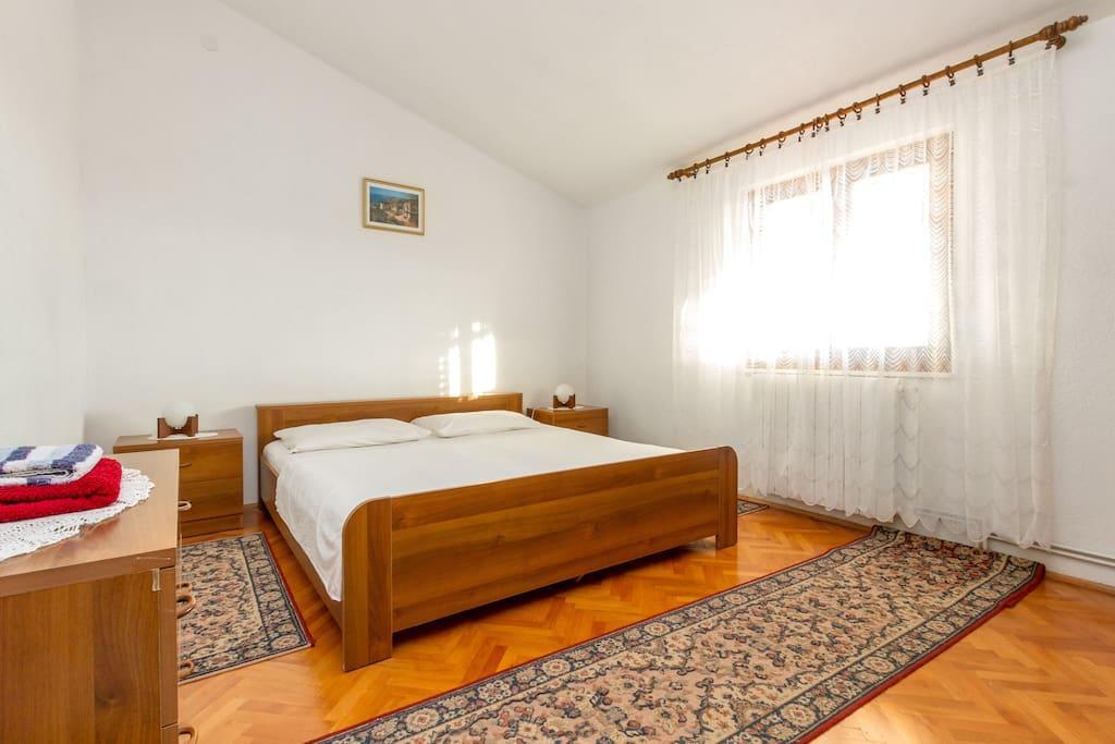 Apartment Zdenka 1 Трогир Экстерьер фото